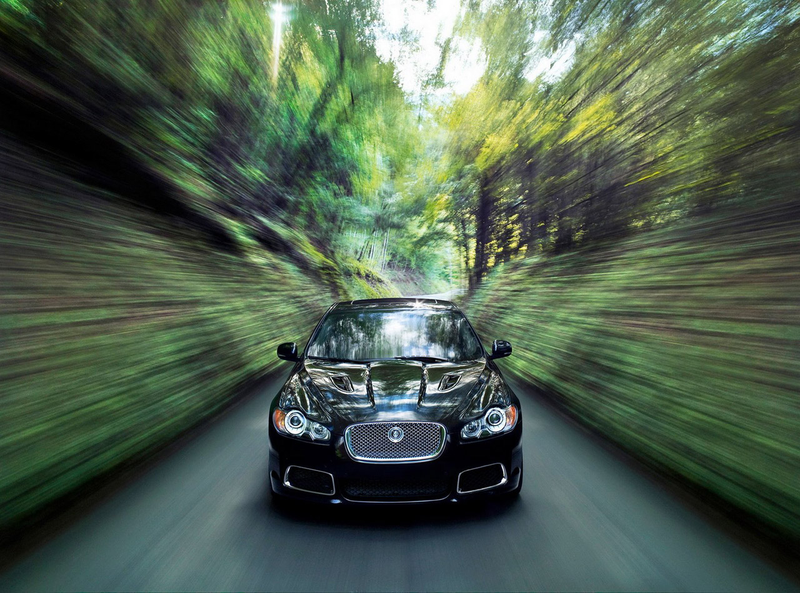 Illustration for article titled 2010 Jaguar XFR: A Powerful Pussycat